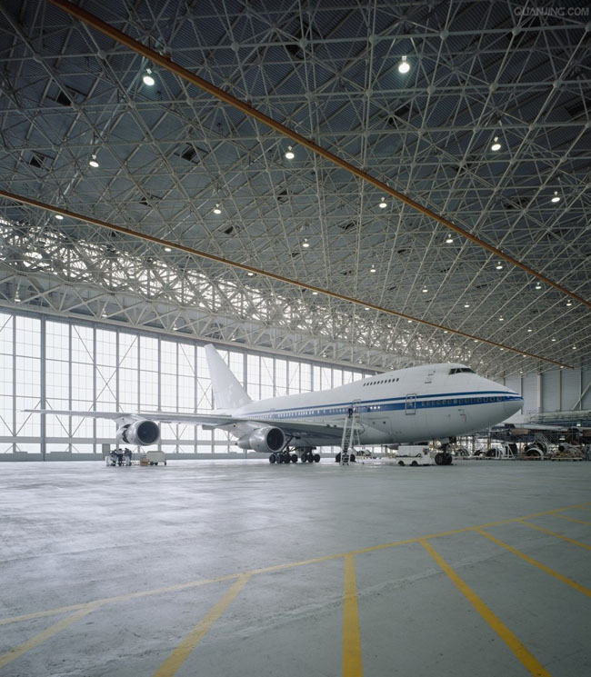 雙灤區(qū)航空機(jī)庫(kù)網(wǎng)架工程